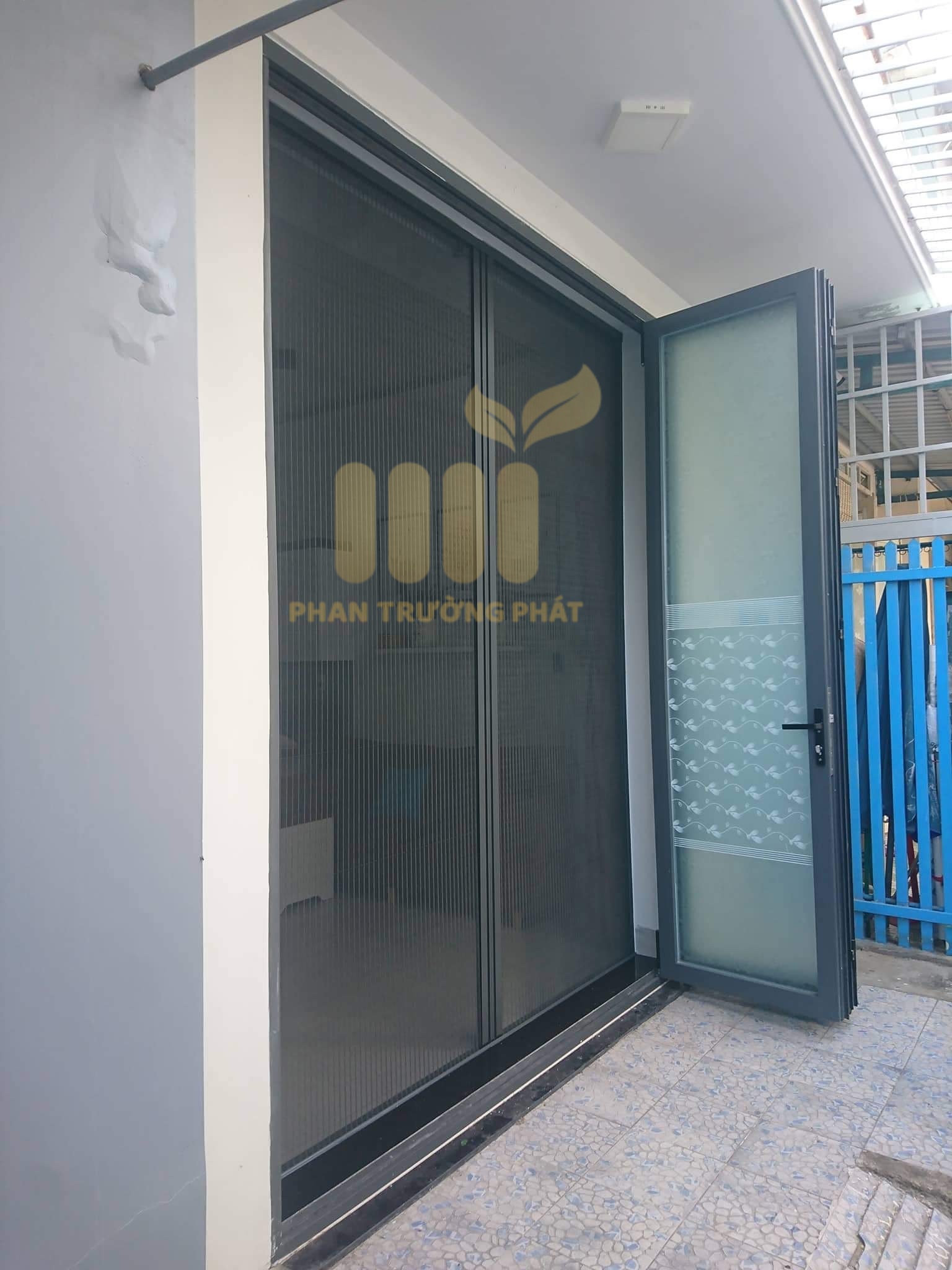 Cửa Lưới Chống Muỗi Xích Không Ray 2 Cánh
