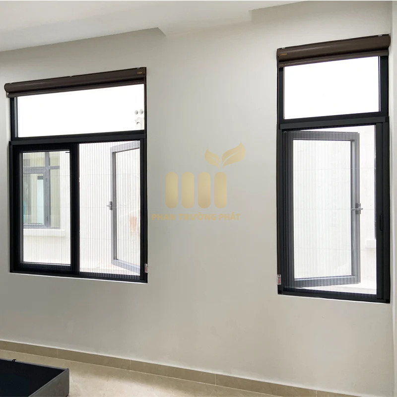 Cửa sổ có ray hệ cửa lưới xếp hệ 26